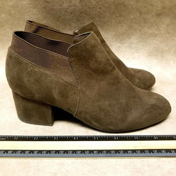 Jaclyn Smith Womens Eudora  Size 5 Brown  2" Block Heel Ankle Boot Booties - Picture 4 of 9